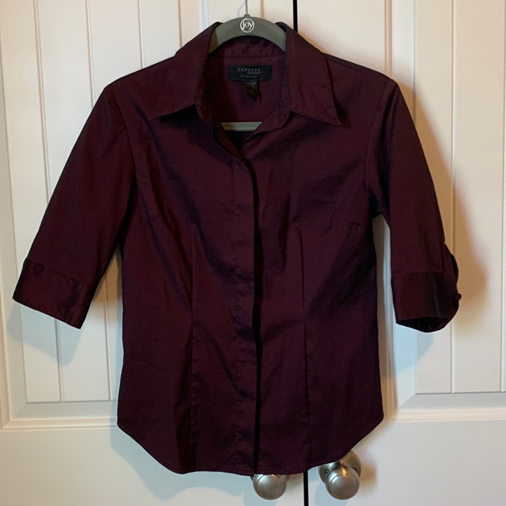 Button down fitted top